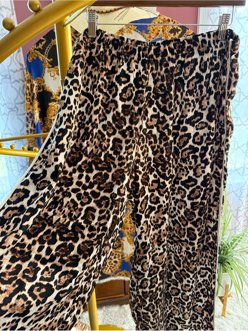Aerie xl nwot 100% viscose super silky, flowy elastic waist leopard pants